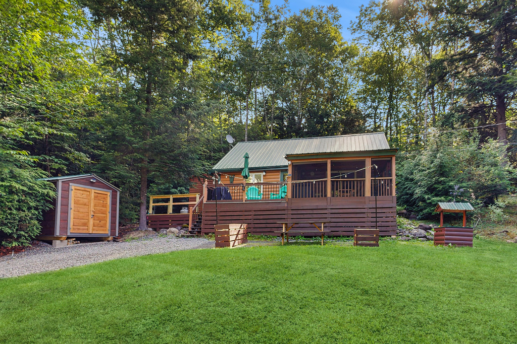 Hemlock Ridge Retreat