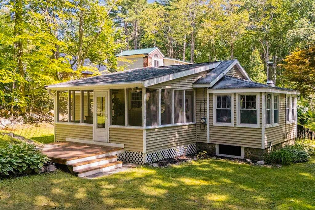 Sebago Shores Cottage