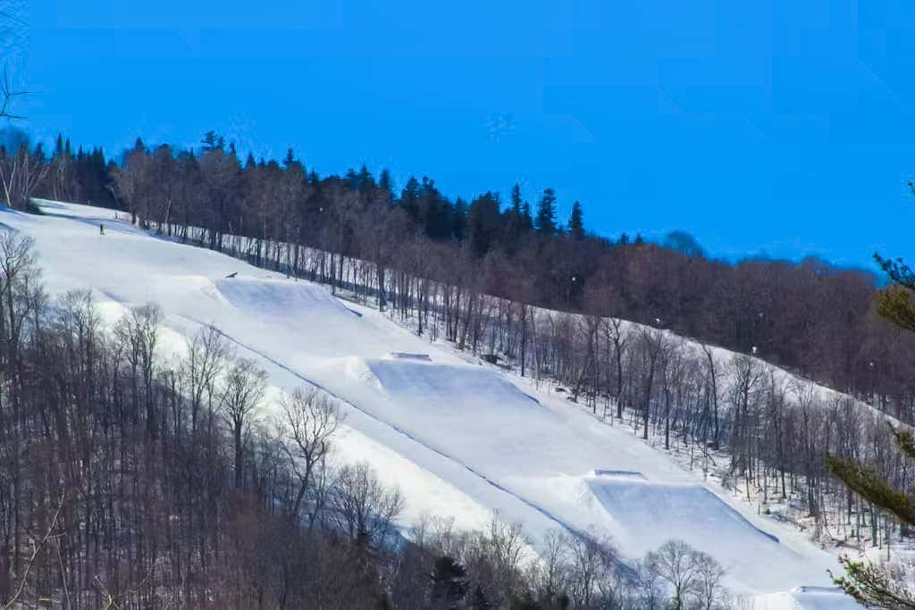SlopeSide Escape