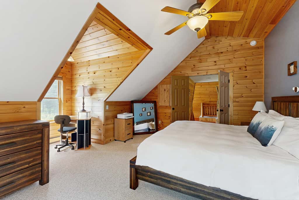Snowy Pines Lodge