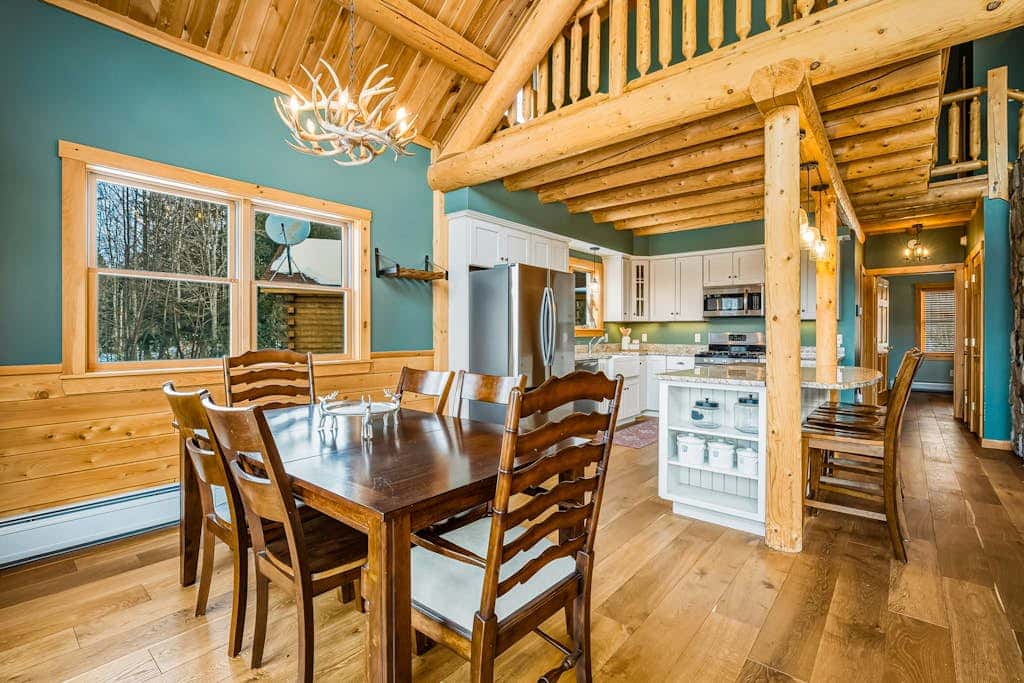 Coyote Mountain Cabin