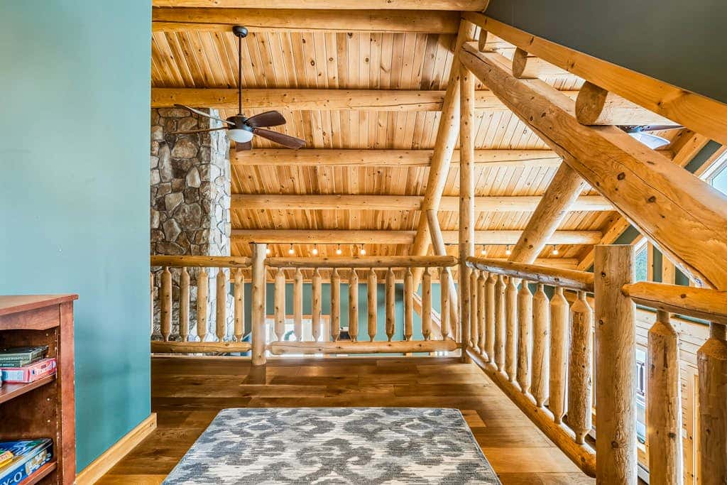 Coyote Mountain Cabin