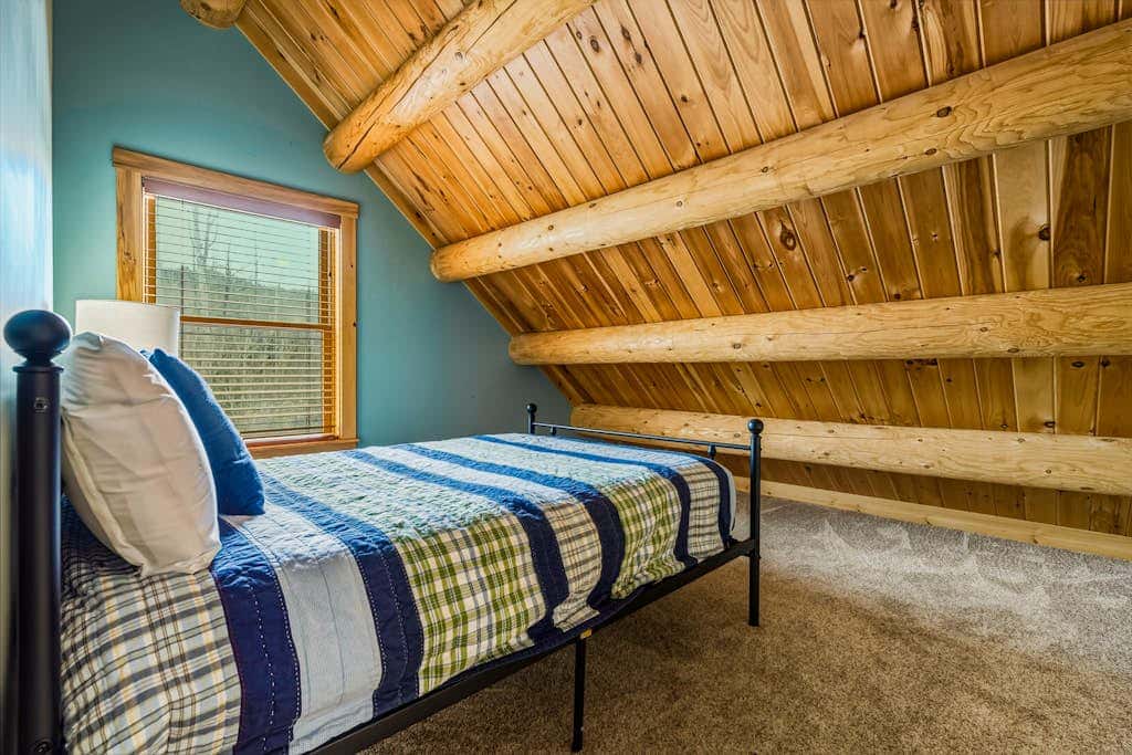 Coyote Mountain Cabin