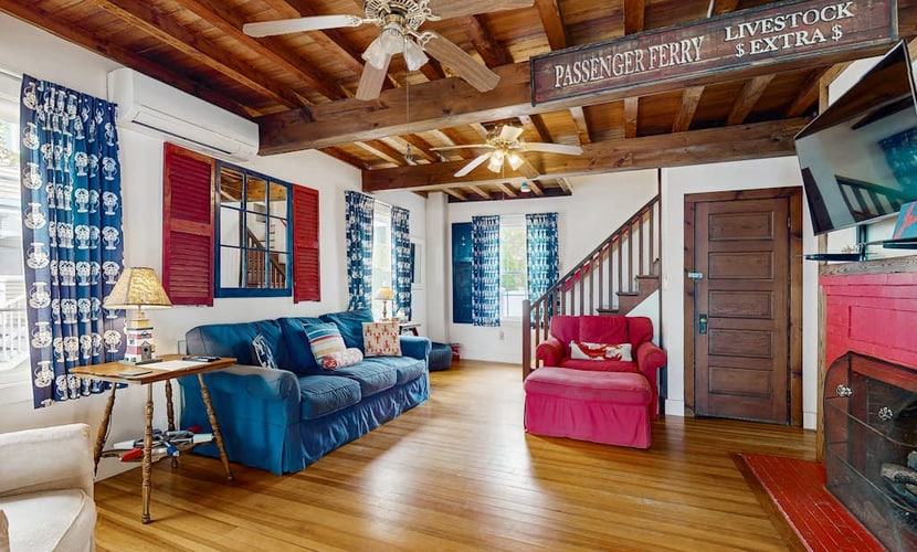 Ocean view home w/ roof deck & patio - great for families, steps to beach