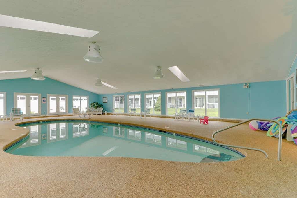 Studio condo with furnished patio, sauna, & pool - near beaches