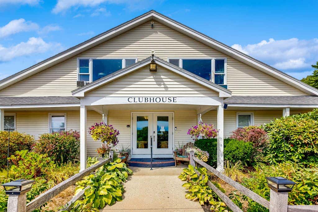 Wellington Manor 231