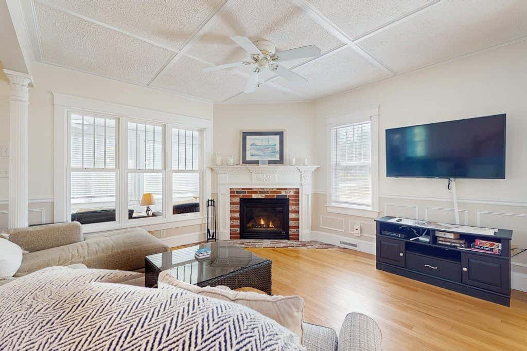 Quaint Bungalow