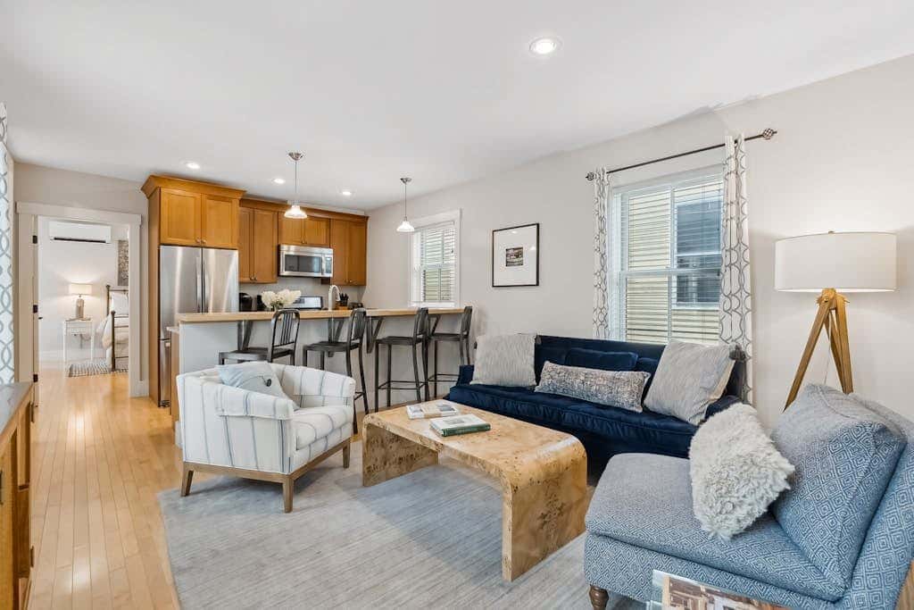 Two Ensuite Historic Portland Charmer