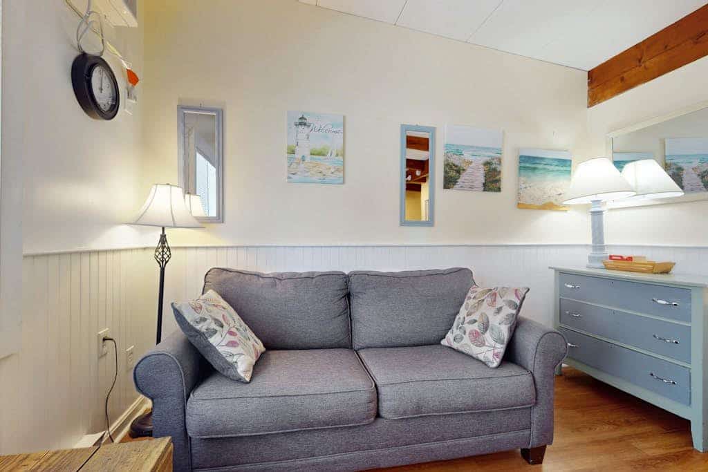 Charming studio w/ shared pool & terrace - near beaches & coastal attractions