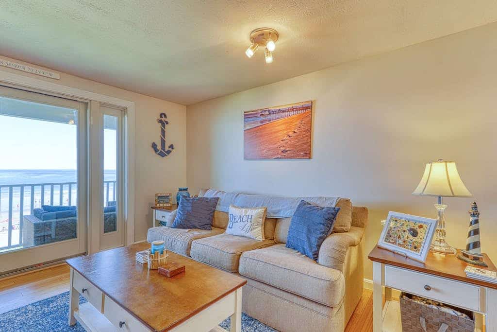 Gorgeous ocean-front home with stunning beach views