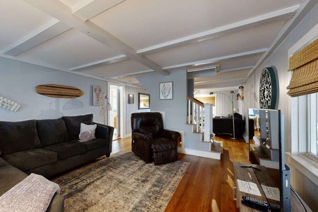 Gorgeous dual-unit, perfect for large groups Dogs are welcome