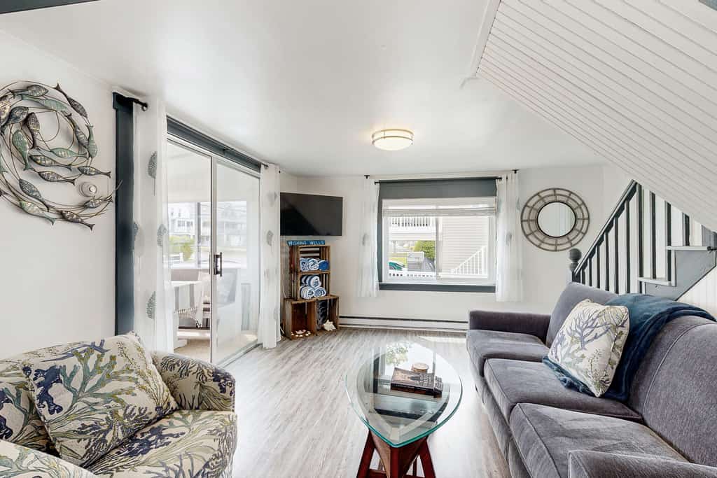 Cozy Wells Beach Cottage | Walk to Moody Beach | Firepit | Coastal Maine Retreat