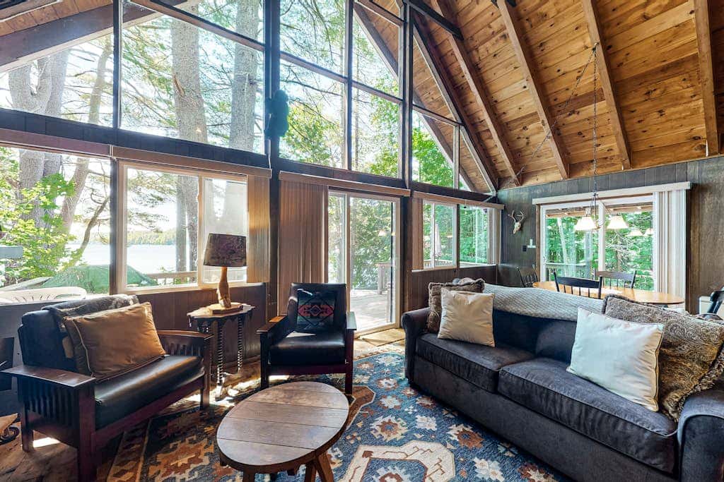 Cabin on Long Pond