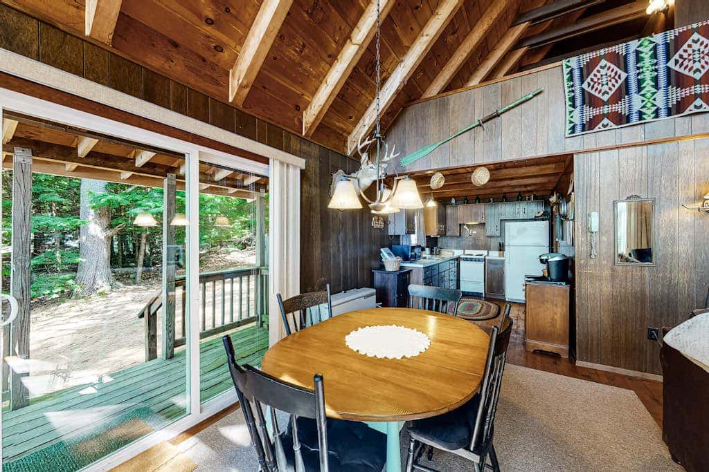 Cabin on Long Pond