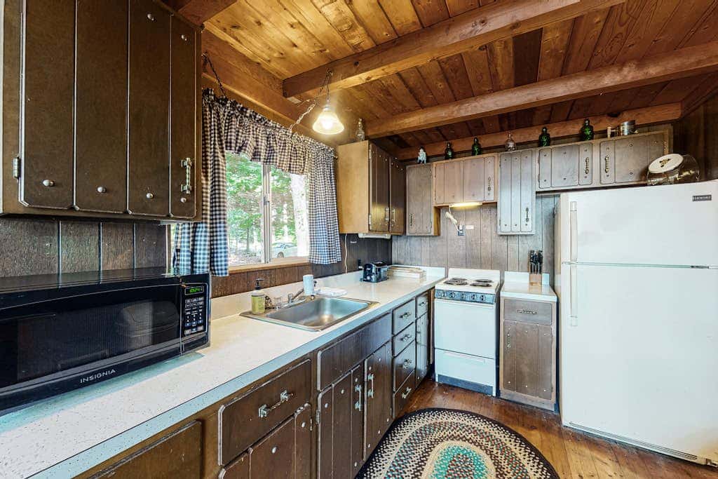 Cabin on Long Pond