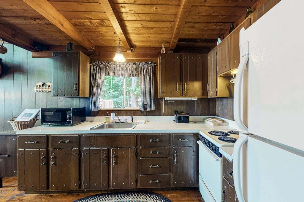 Cabin on Long Pond