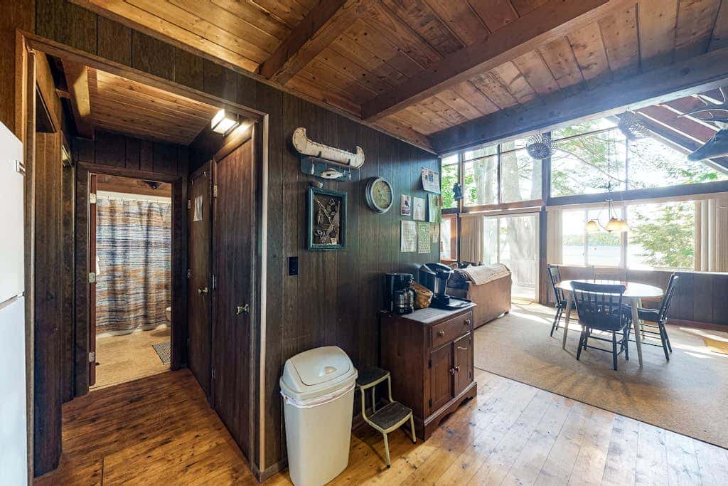 Cabin on Long Pond