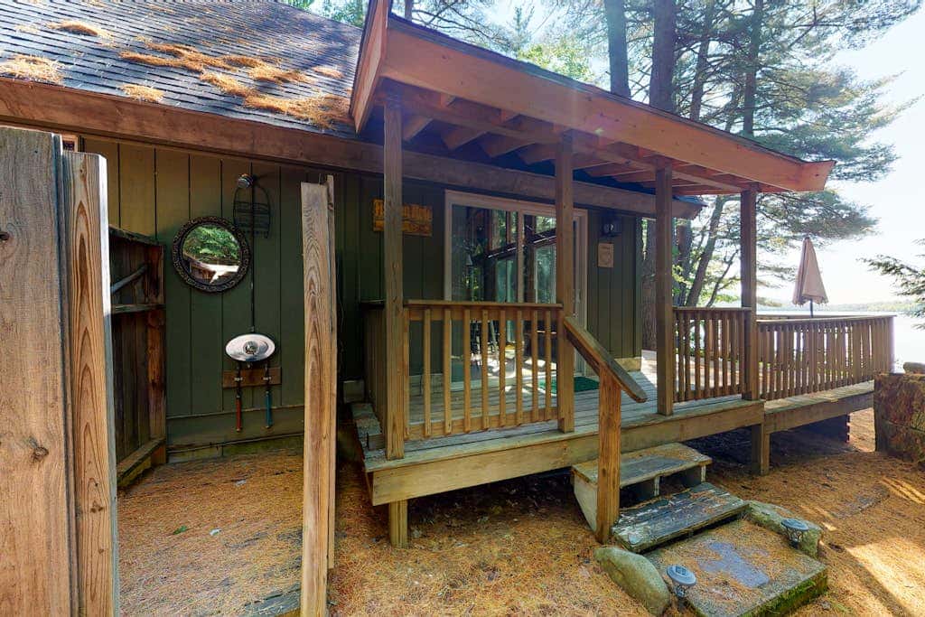 Cabin on Long Pond