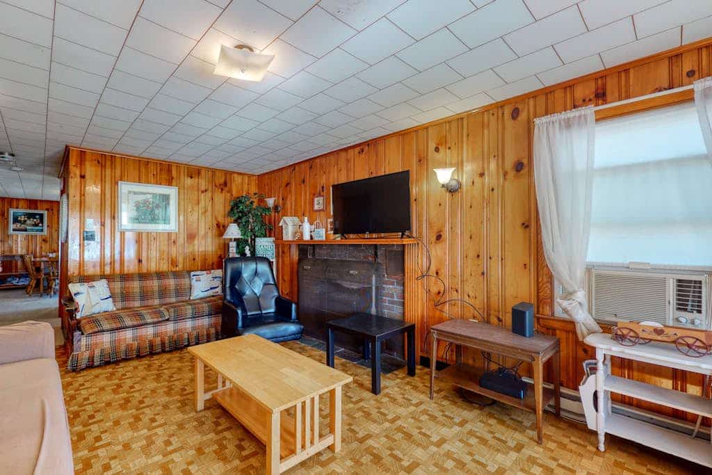 Coastal gem with free WiFi, backyard, & patio - walk to beach
