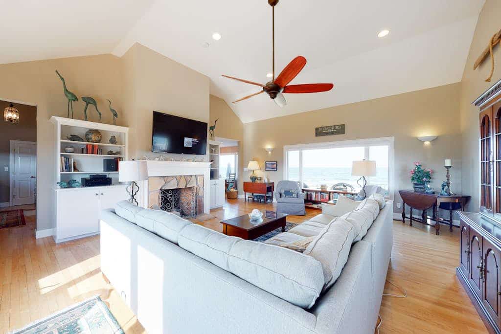 Oceanfront Stunner w/ Kayaks, Beach Gear, Fireplace, Amazing Water Views & Pond