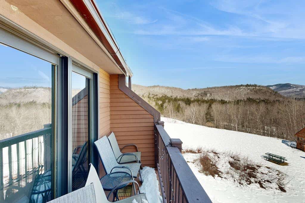 Mountain stunner with pools, hot tub, tennis, grilling area, & game tables