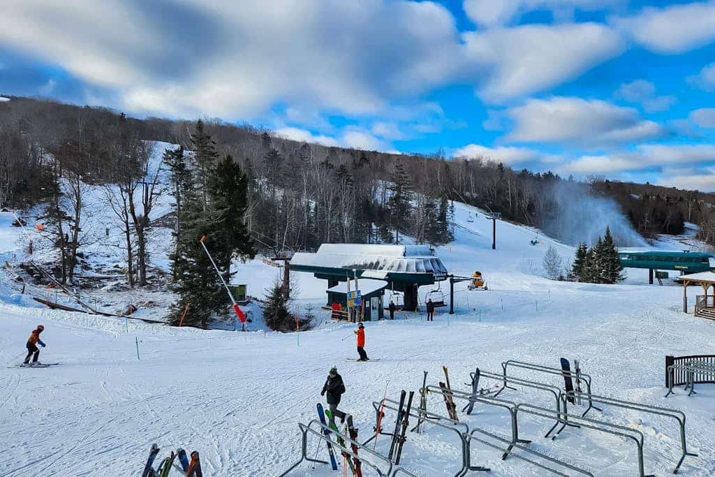Heart of Mount Washington Valley close to ski, hike, shops & Storyland