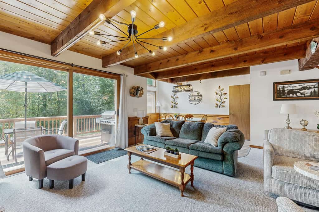 Family/Dog Friendly:  a/c, tennis courts, location