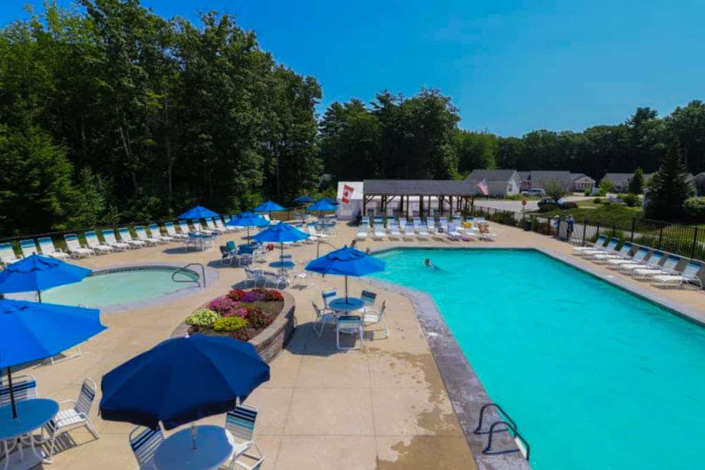 Peaceful getaway with a pool, outdoor activities, and just a mile from the ocean
