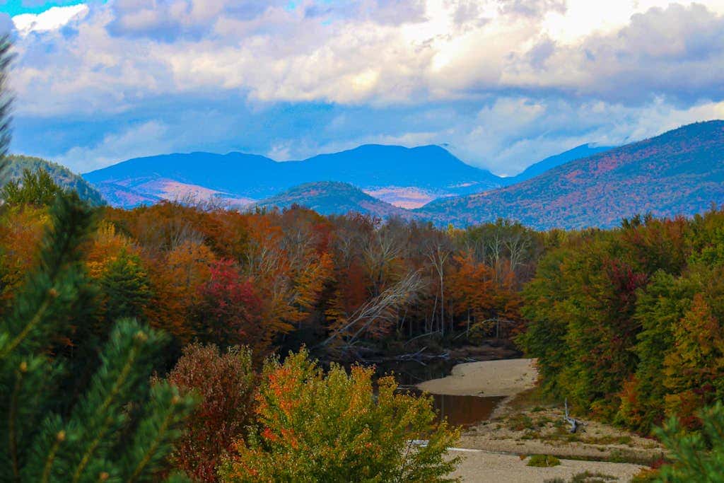 Breathtaking Mountain & River Views
