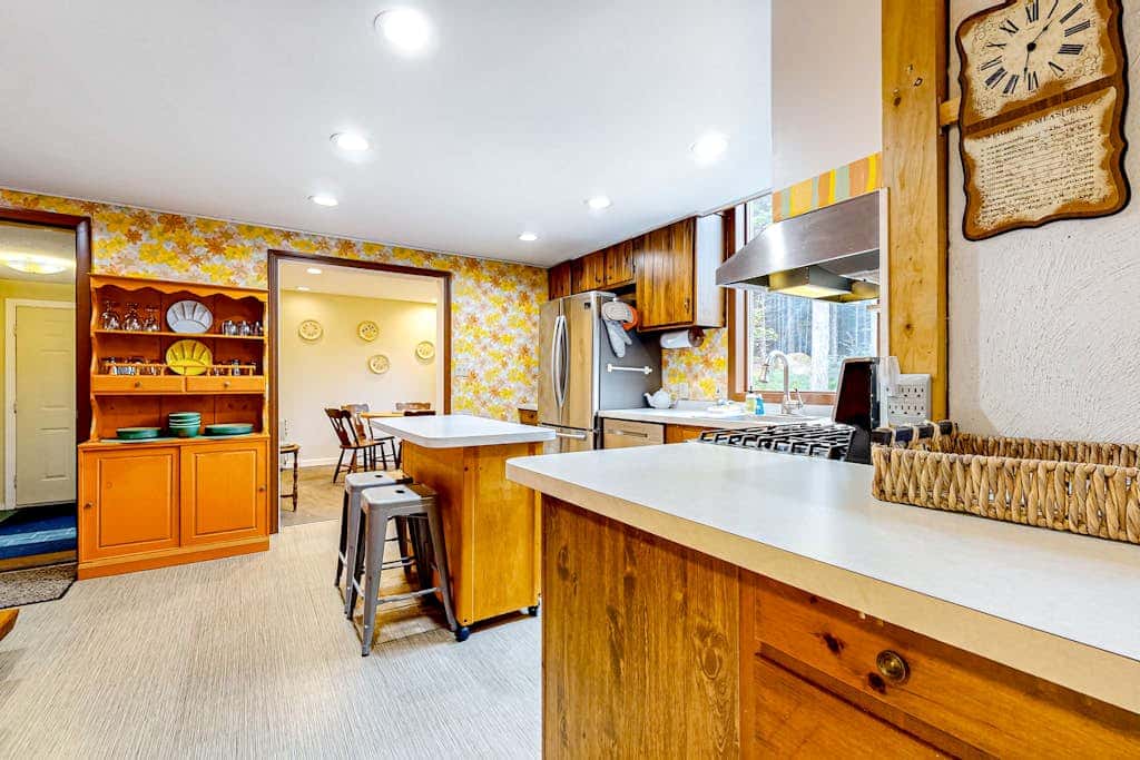 Groovy Hideaway