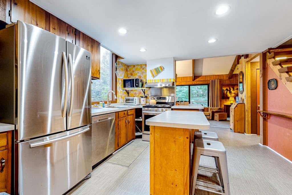 Groovy Hideaway