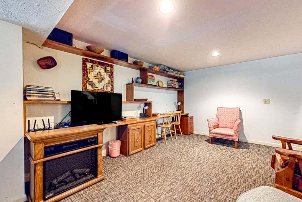 Groovy Hideaway