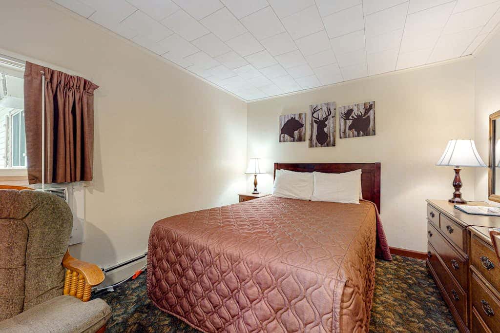 Riverbank Motel Room #4