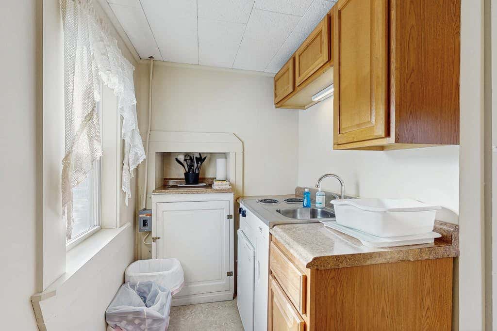 Riverbank Cabin A