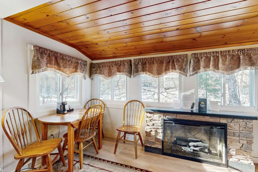 Cute Riverfront Cabin in Great Location w/ Shared Pool, Kitchenette, & Free WiFi