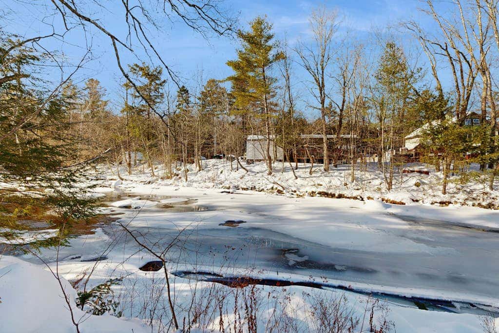 Riverbank Cabin B