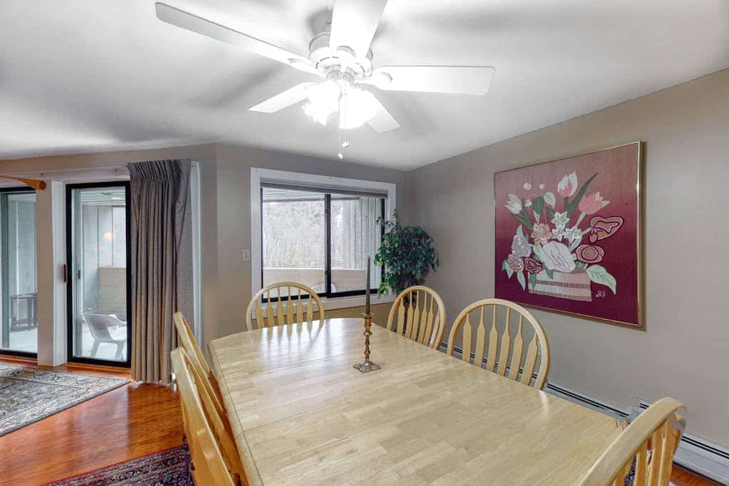 Mountain-view resort condo with access to pools, hot tubs, tennis, & game room