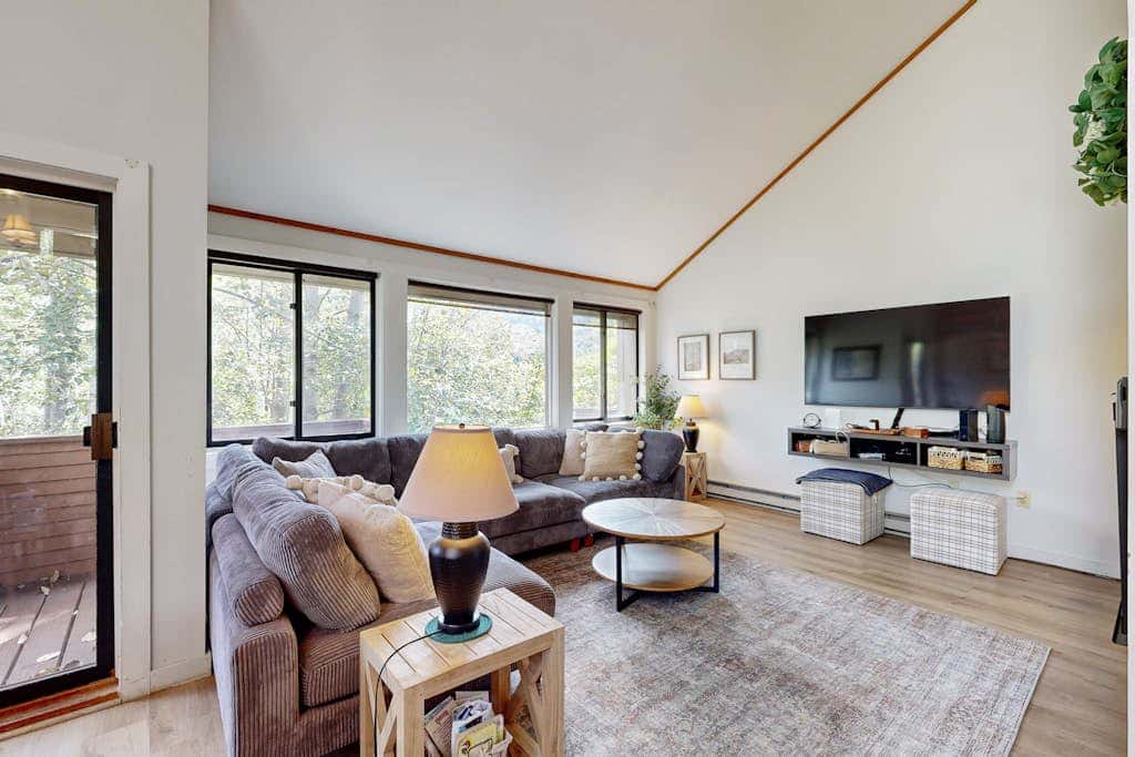 Moon River Lodge