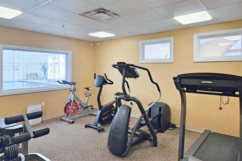 Mountainview Condo at Rivergreen
