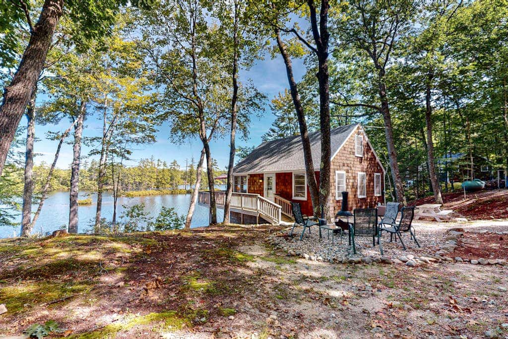Maggie's Lakeside Cottage