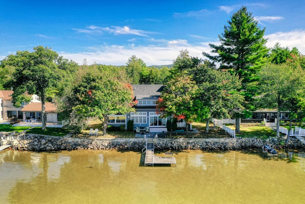Long Sands Lakefront Home