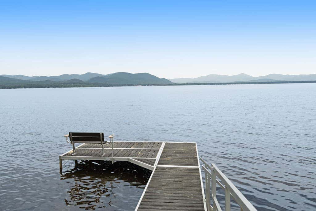 Long Sands Lakefront Home