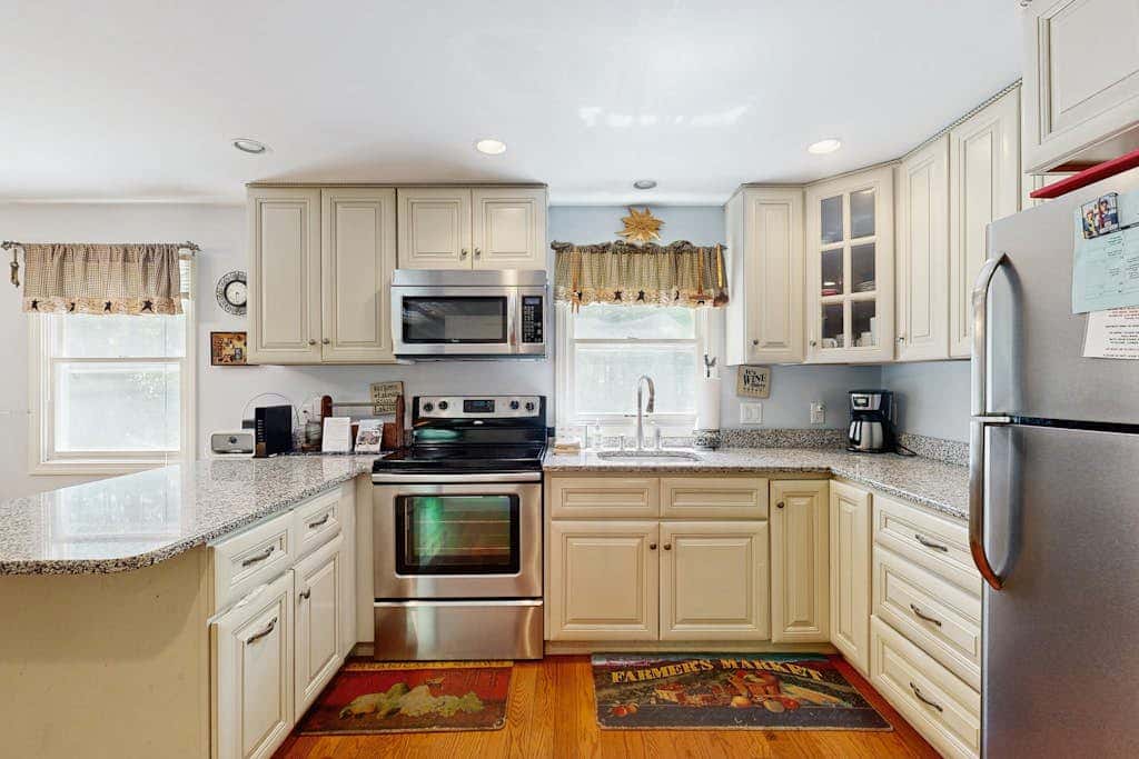 Alpen Suite in Ossipee