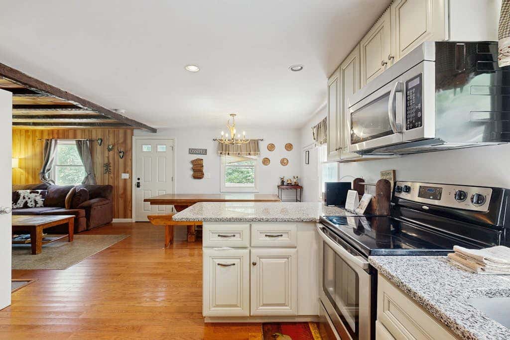 Alpen Suite in Ossipee