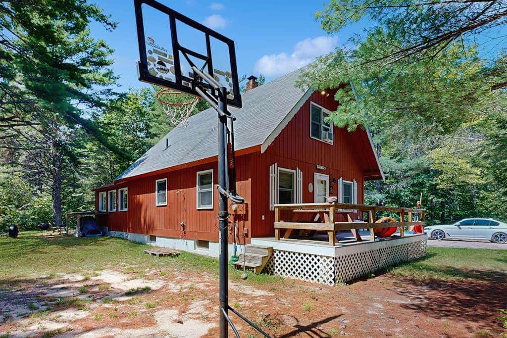Alpen Suite in Ossipee