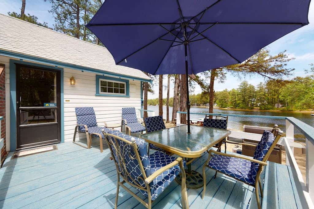 Secluded bayfront cottage with private beach, grill, & bay views