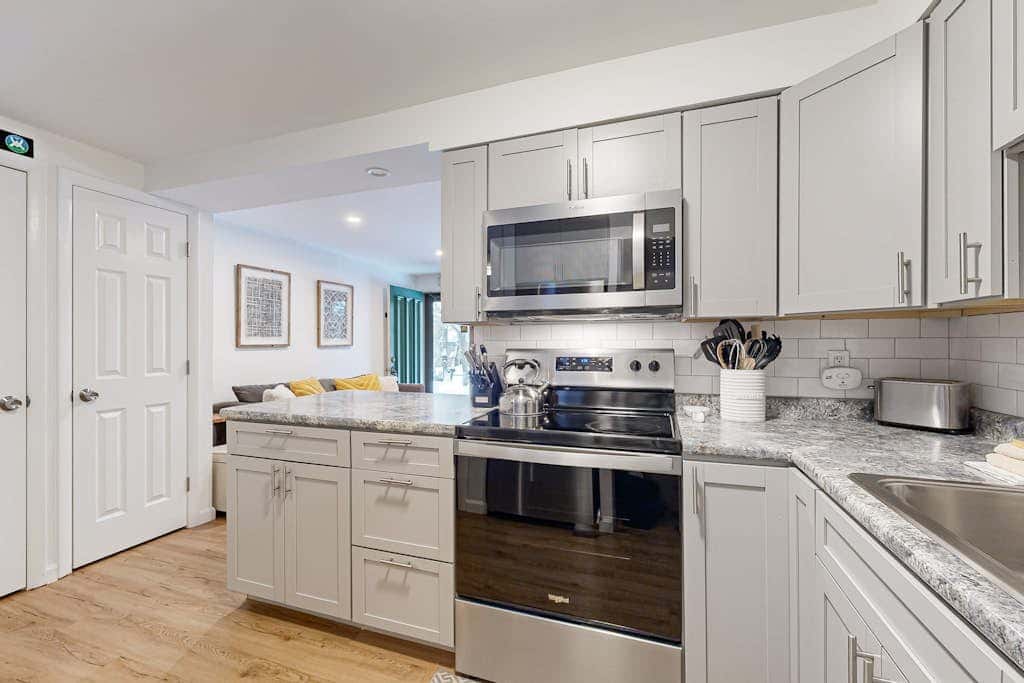 Windsor Hill Condo