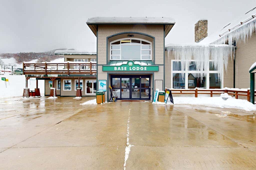 Waterville Vacation Condo