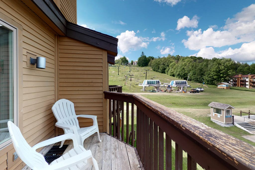 Okemo Mountain Lodge B305