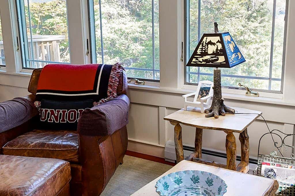 Lakeside Elegance - For a wonderful lakeside fishing getaway